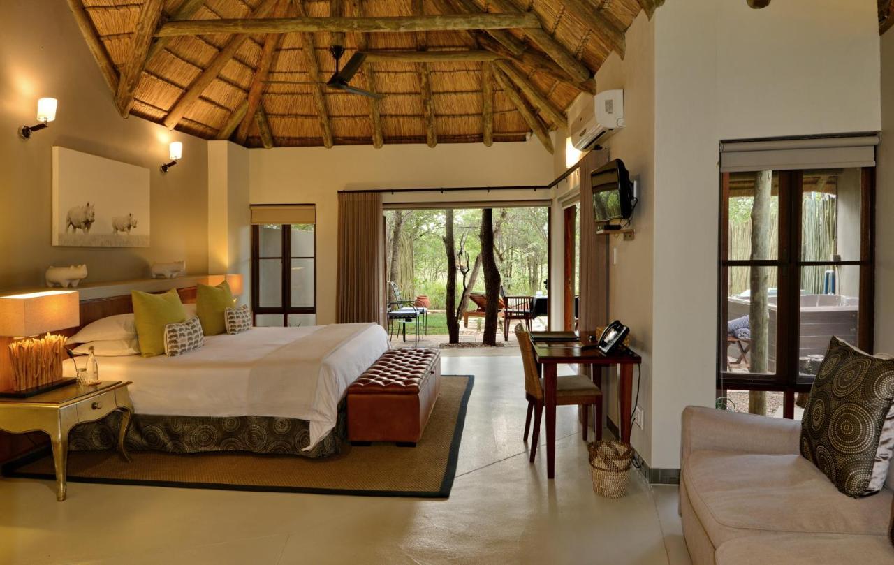 Tambuti Lodge พีลาเนสเบิร์ก ภายนอก รูปภาพ
