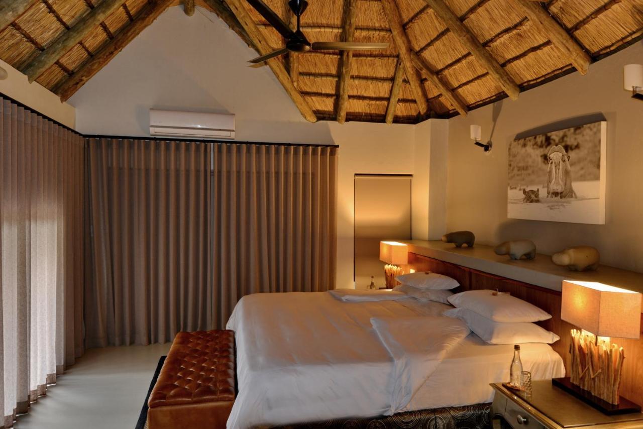Tambuti Lodge พีลาเนสเบิร์ก ภายนอก รูปภาพ
