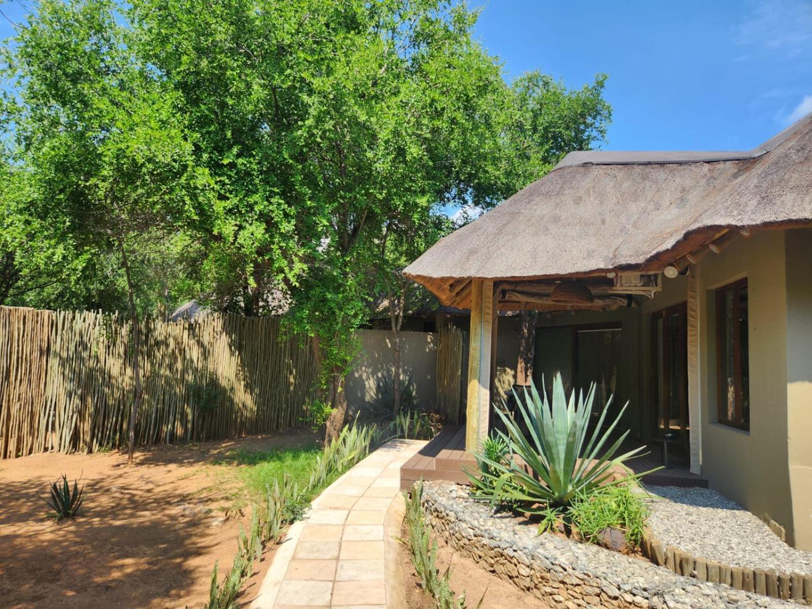 Tambuti Lodge พีลาเนสเบิร์ก ภายนอก รูปภาพ